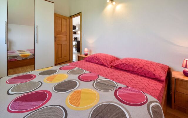 Apartment Milin Murter/Jezera 33994