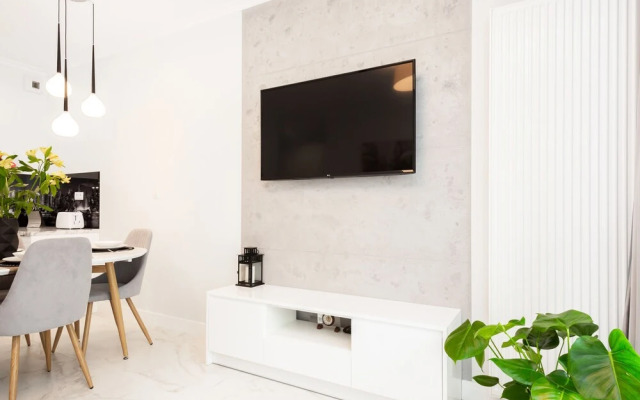 Apartment Dzielna Warsaw by Renters