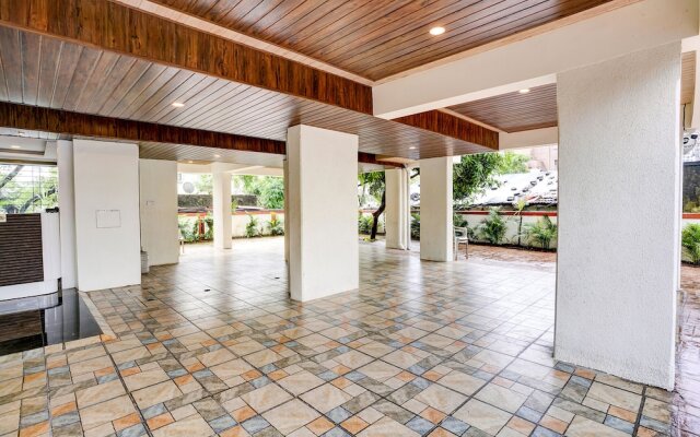 Fabhotel Crystal Homes