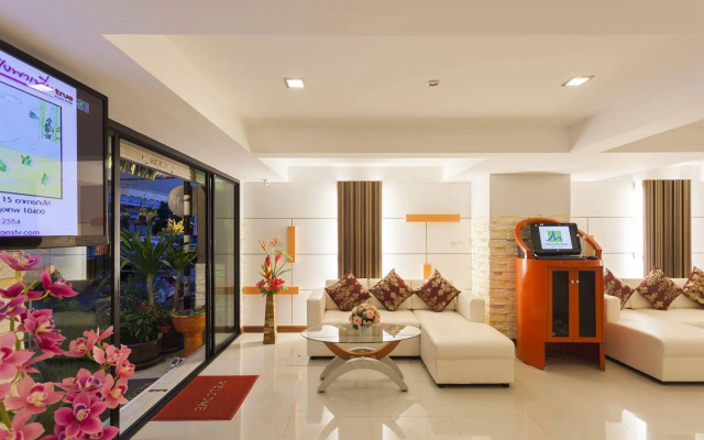 Patong Max Value Hotel