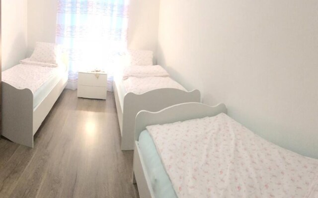Euro Apartment