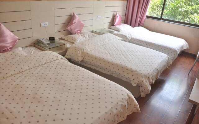 Shi You Hotel