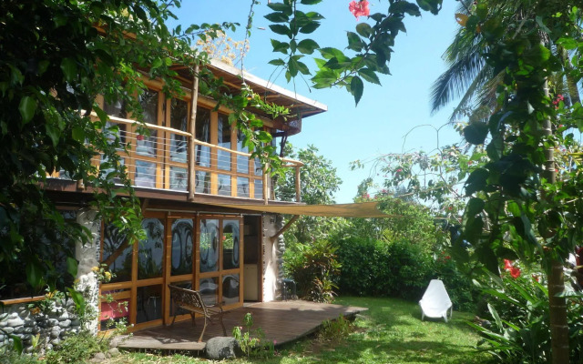 Vanira Lodge