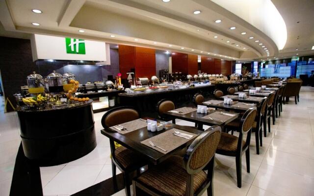 Holiday Inn & Suites Manila Galleria by IHG