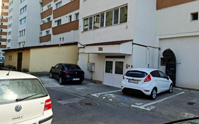 garsoniera 1 decembrie