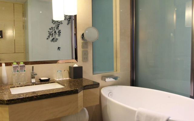 Pullman Linyi Lushang