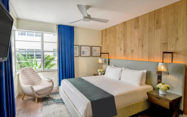 Hotel Breakwater South Beach