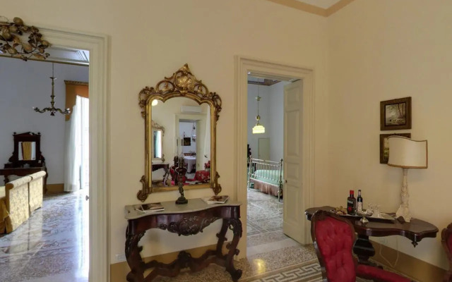Palazzo Pio Apartment