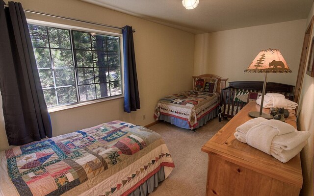 Bear Country by Lake Tahoe Accommodations