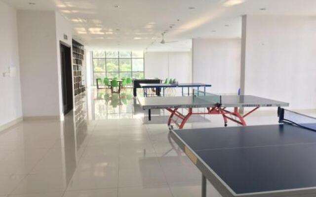 KIRAKUAN PARKVIEW 2BR Pool/Gym/Balcony