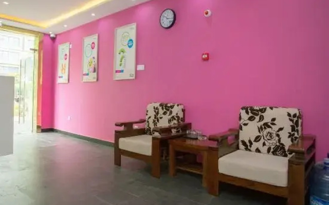 YiBon Hotels Group (Jiading Baiyin Road subway station store)