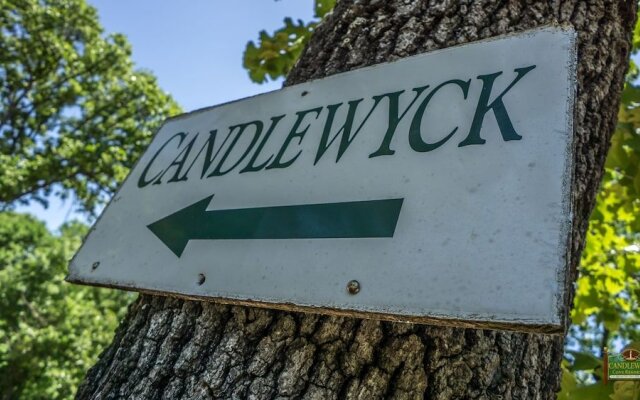 Candlewyck Cove Resort