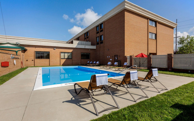 Best Western Plus Wooster Hotel & Conference Center