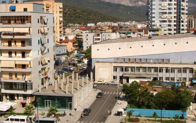 Apartment With 3 Bedrooms In Elbasan, With Wonderful Mountain View, Furnished Balcony And Wifi