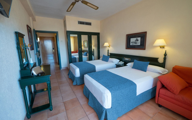 BLUESEA Costa Jardín Spa