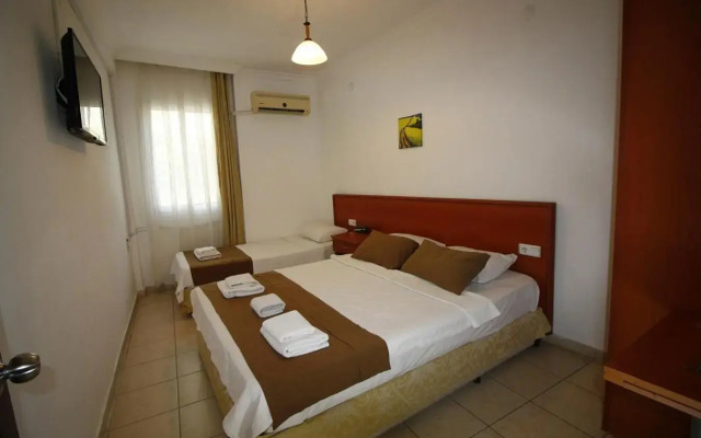 Bonapart Hotel