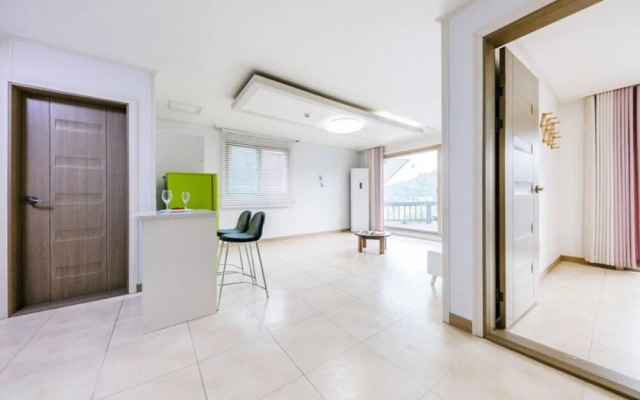 Geoje Island Casa Di Mares Spa Pension