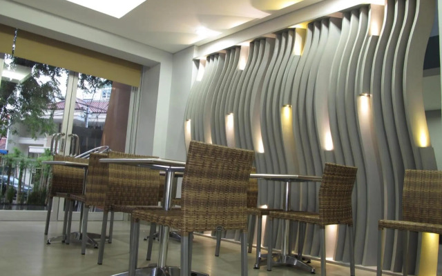 Sampit Residence Managed by FLAT06