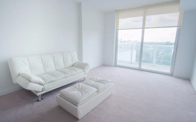 Bayfront Suites by YouRent