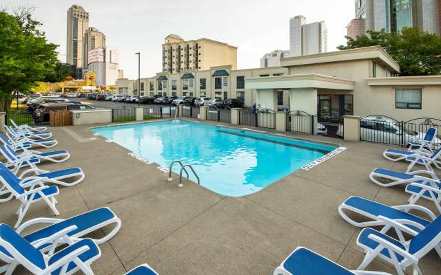 Comfort Inn Fallsview