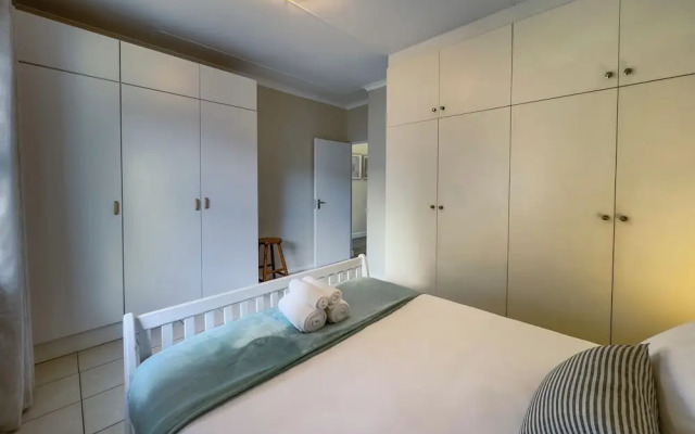 Stunning Modern Beach House in Velddrif