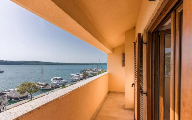 Apartments Insula Aurea