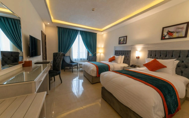 Petra Canyon Hotel