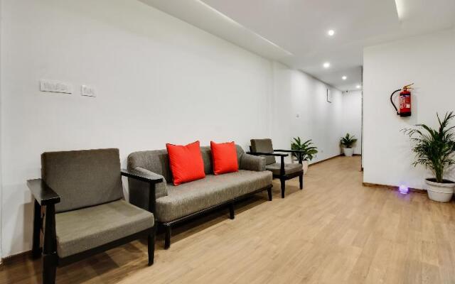 OYO Townhouse 77018 Gangothri