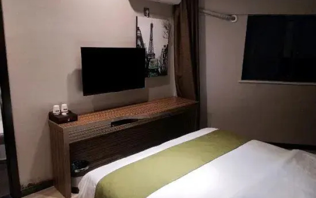 Durian Candy Collection Hotel (Xuancheng High-speed Railway Station)