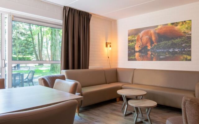 Restyled Holiday Home With Dishwasher in the Woods