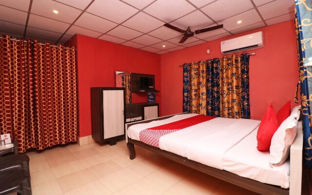 Hotel Samrat Holiday Inn
