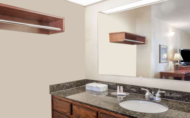 Baymont by Wyndham Hickory