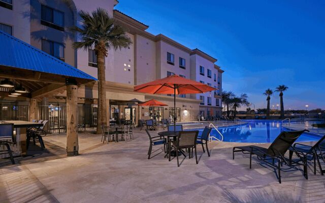 DoubleTree by Hilton Phoenix - Gilbert
