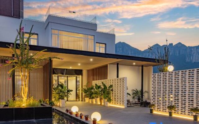 Xinzhibao · Yuanshan  Homestay (Enshi Grand Canyon Tourist Center Branch)