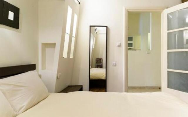 Sirkin/Frishman Apartment