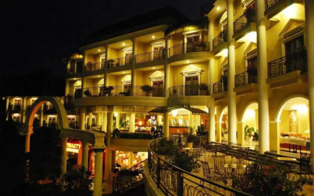 OYO 395 Tretes Raya Hotel