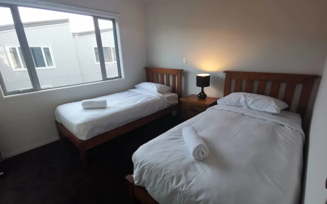 Ronayne Jimp Townhouse - Central Auckland