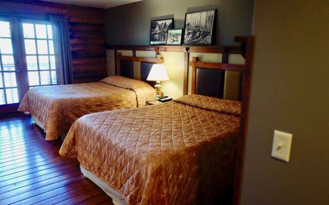 Sumas Mountain Lodge
