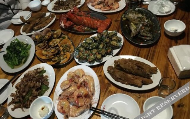Zhongqin Hostel