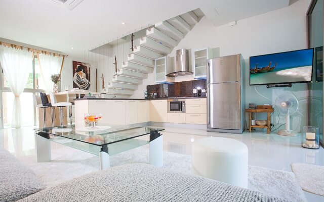 Villa Friendship 7