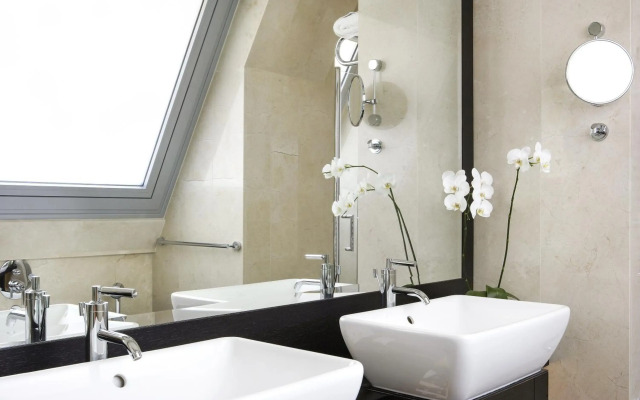 Daios Luxury Living