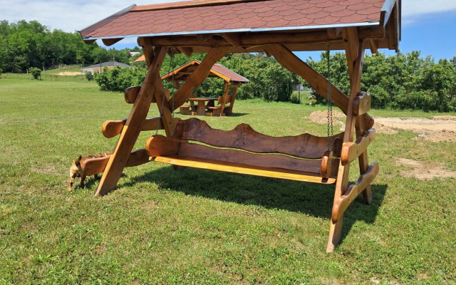 Pilikán Apartments - Park - Vineyard & Sheep farm