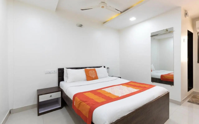 OYO Rooms 595 Mumbai Central