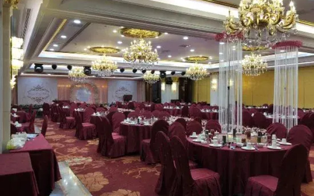 Phoenix Hotel