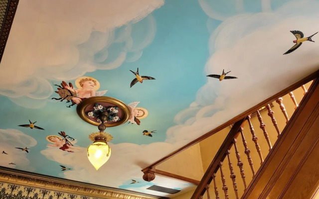 Grand Victorian B&B Inn