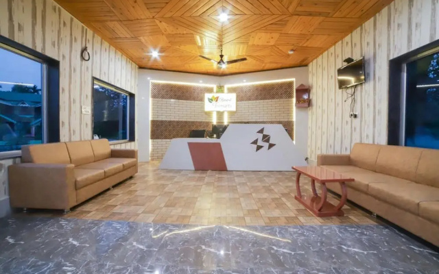 Resort Trimurti