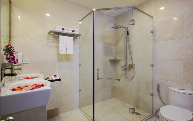 Eden Star Saigon Hotel