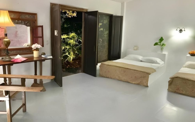 Hacienda Isabella Garden Resort
