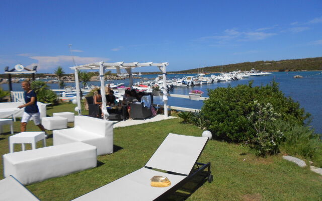 Baia de Bahas Apartments & Resort