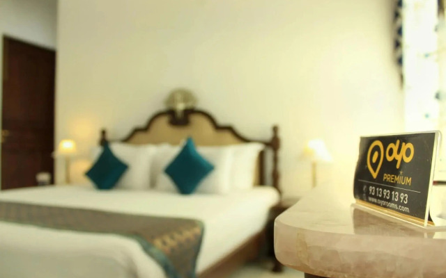 OYO 1808 near Lake Palace